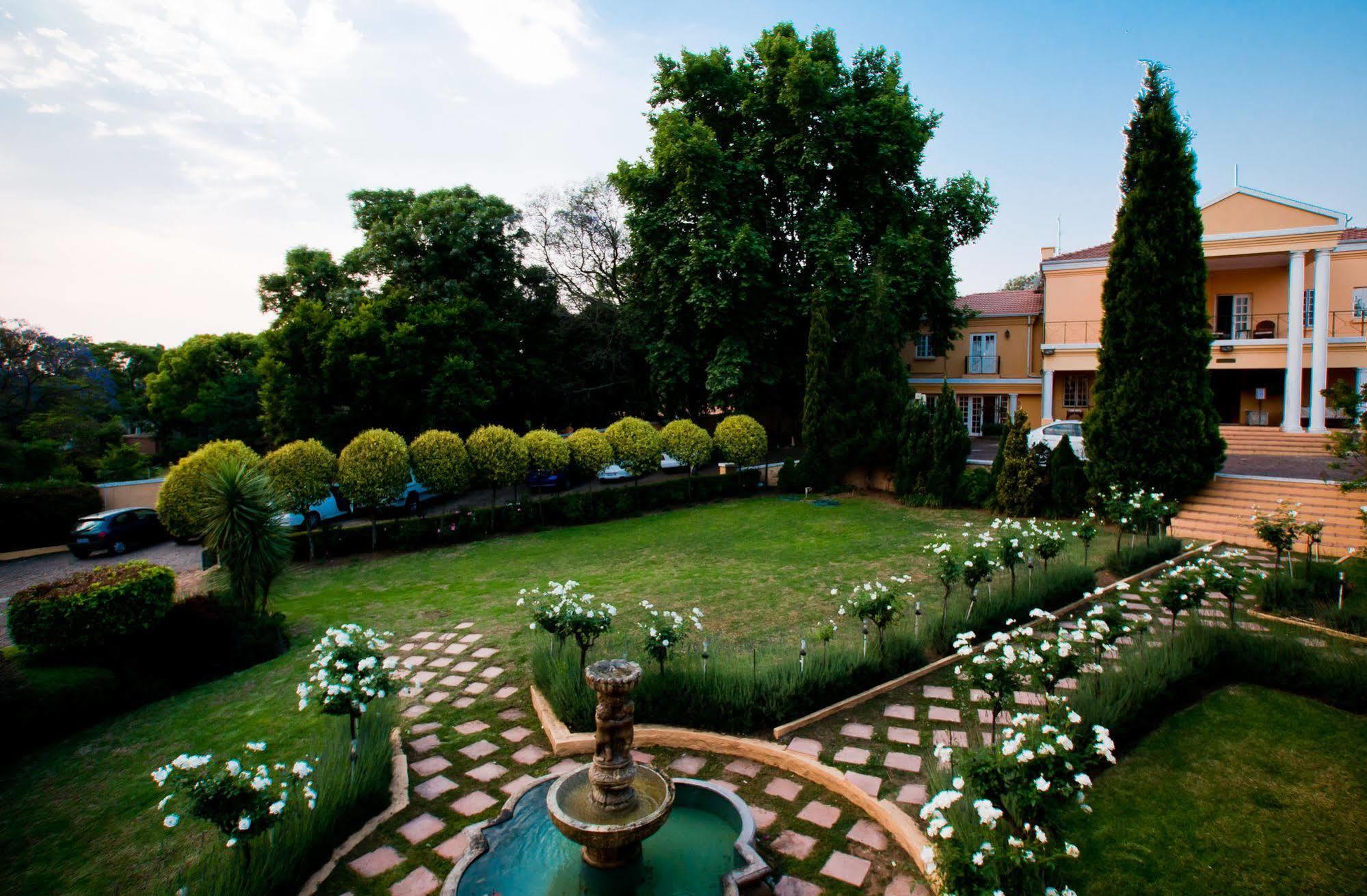 Little Tuscany Boutique Hotel Johannesburg Esterno foto